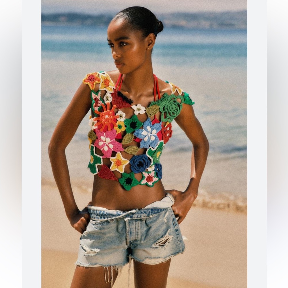 Zara Flower Cropped Crochet Top